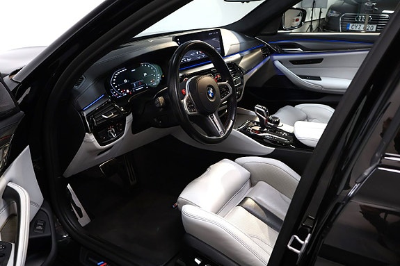 BMW M5 8 of 27