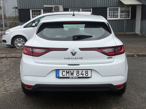 Renault Megane IV 9 of 10