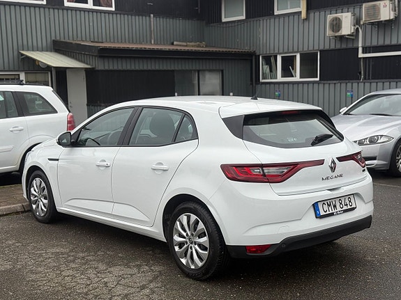 Renault Megane IV 8 of 10