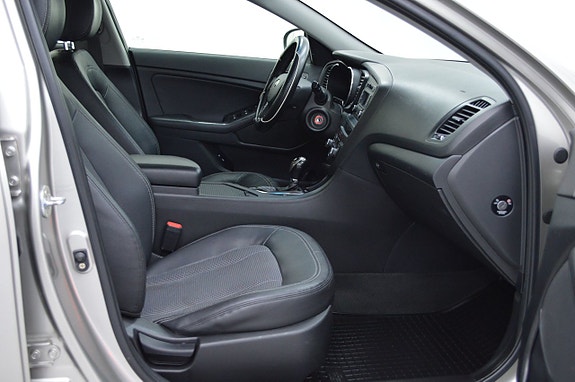 Kia Optima 8 of 21