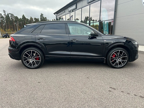 Audi Q8 4 of 18