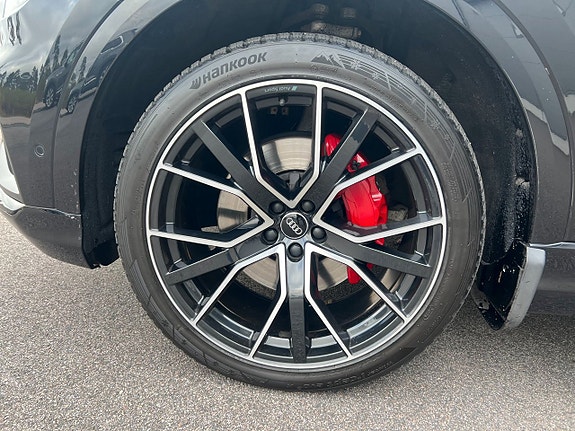 Audi Q8 18 of 18