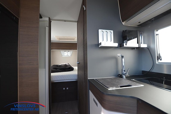 Adria MB 670 DC 12 of 15