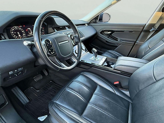Land Rover Range Rover Evoque 14 of 26