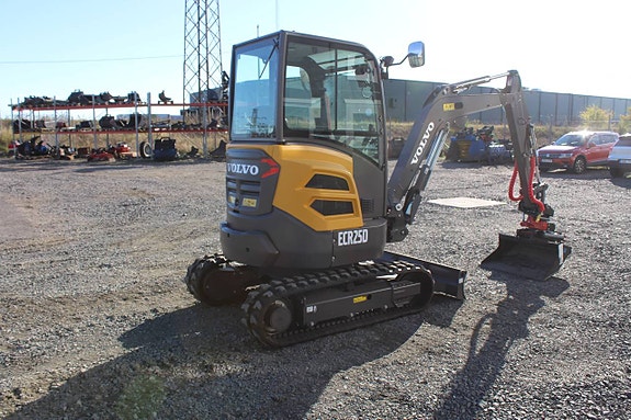 Ny Minigrävare Volvo ECR25D, ECR 25,  Rototilt med grip 5 of 12