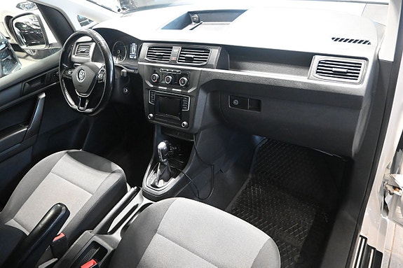 Volkswagen Caddy Maxi 9 of 17