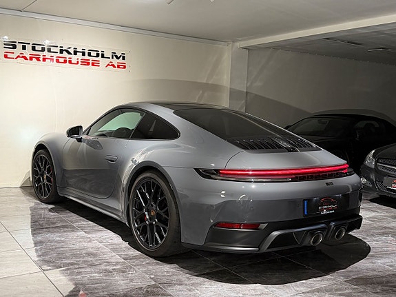 Porsche 911 8 of 28