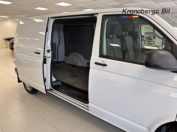 Volkswagen Transporter 16 of 17