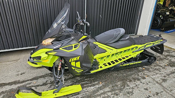 Lynx Xterrain RE3700 900 ACE Turbo -21