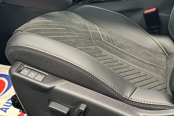 Peugeot 2008 6 of 12