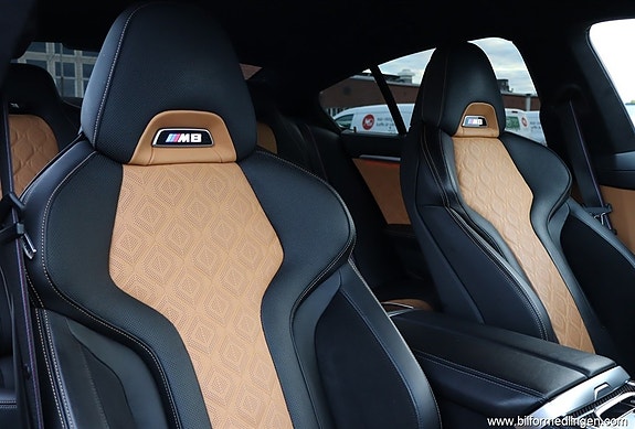 BMW M8 7 of 27