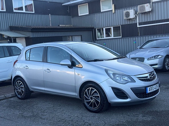 Opel Corsa 2 of 5