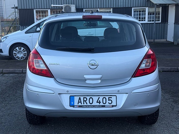 Opel Corsa 8 of 9