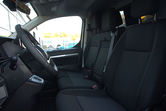 Opel Vivaro 11 of 14
