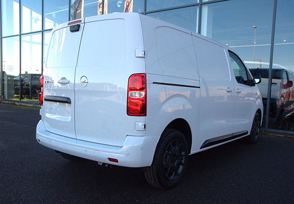 Opel Vivaro 5 of 5