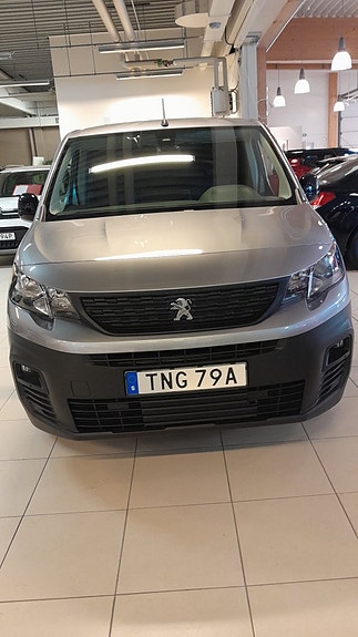 Peugeot Partner 2 of 5