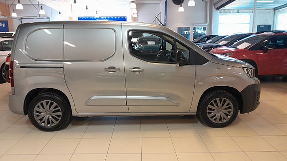 Peugeot Partner 4 of 5