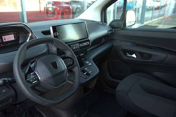 Peugeot Partner 10 of 16