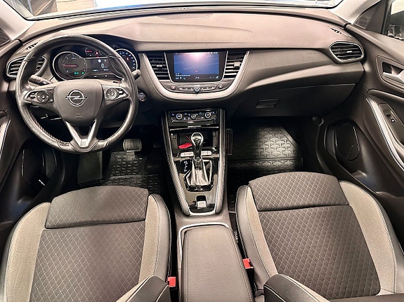 Opel Grandland X 15 of 25