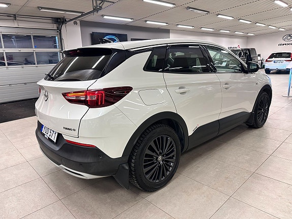 Opel Grandland X 8 of 25