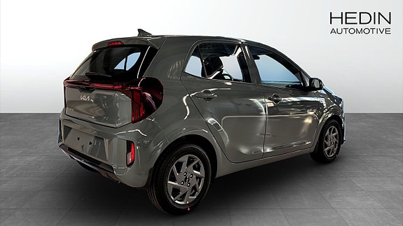 Kia Picanto 2 of 14
