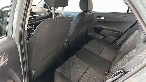 Kia Picanto 5 of 14