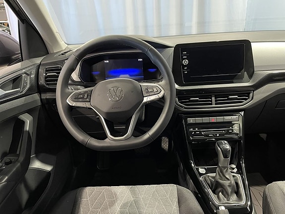 Volkswagen T-Cross 7 of 10