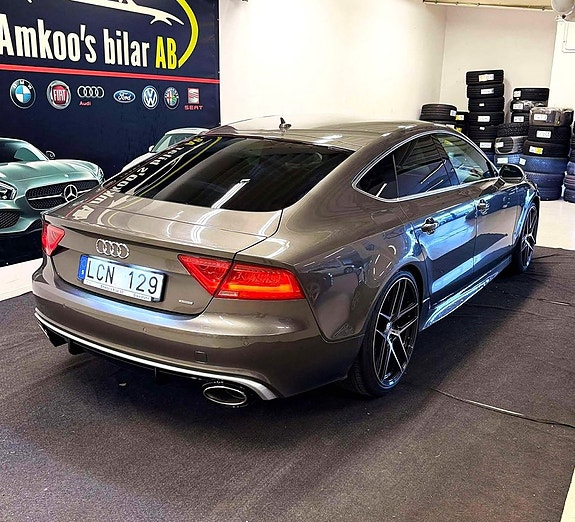 Audi A7 8 of 23