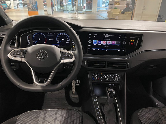 Volkswagen Taigo 6 of 14