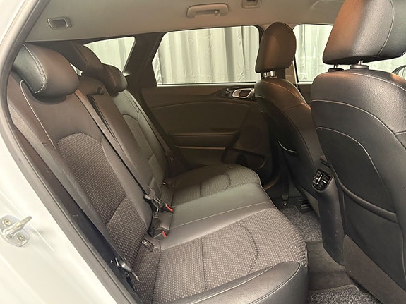 Kia Ceed 14 of 17