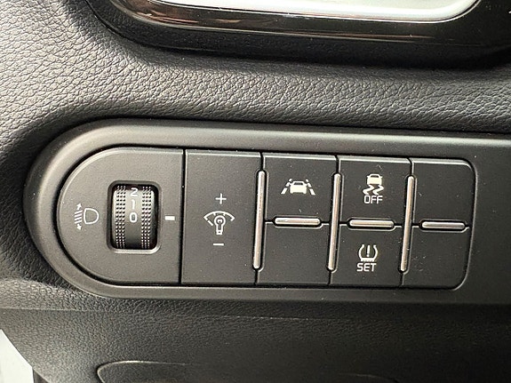 Kia Ceed 8 of 17