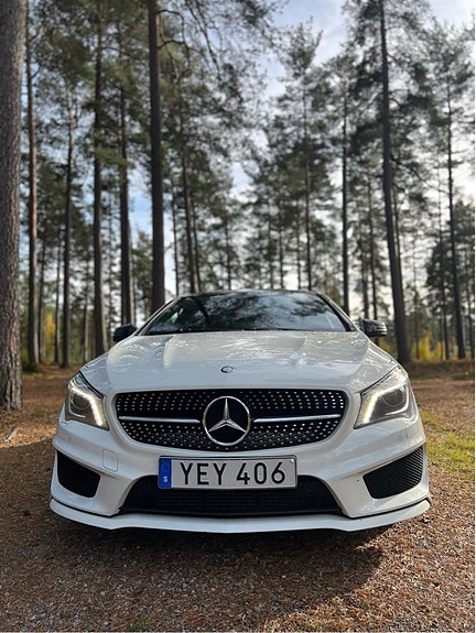 Mercedes-Benz CLA220 d 4 of 5