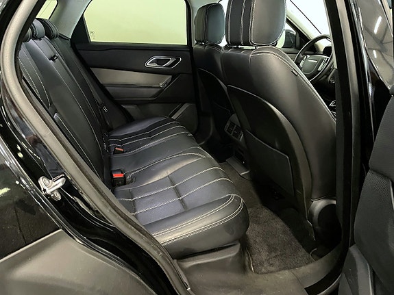 Land Rover Range Rover Velar 27 of 30
