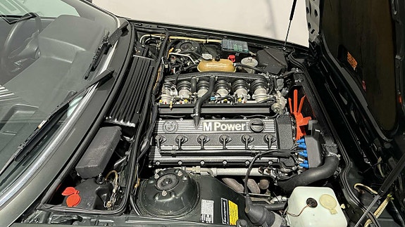 BMW M6 7 of 19