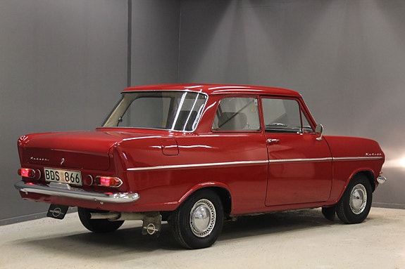 Opel Kadett 4 of 5
