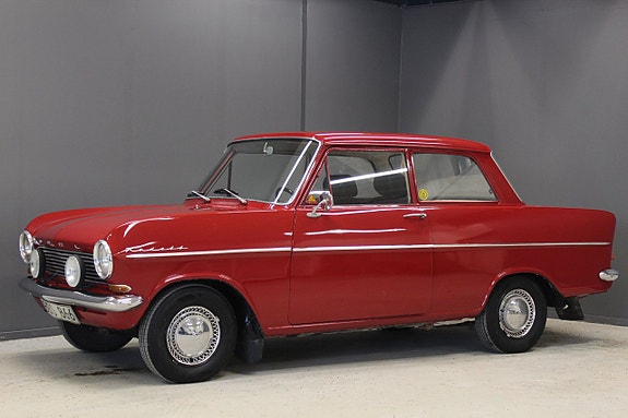 Opel Kadett 2 of 5