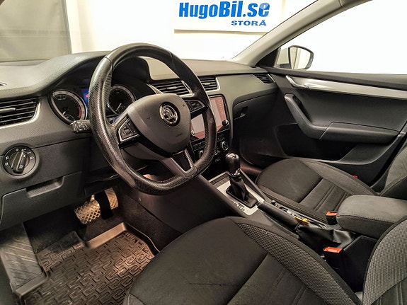 Skoda Octavia 3 of 5