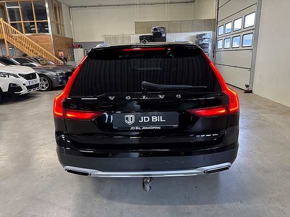Volvo V90 Cross Country 5 of 5