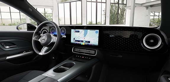 Mercedes-Benz CLA200 5 of 5