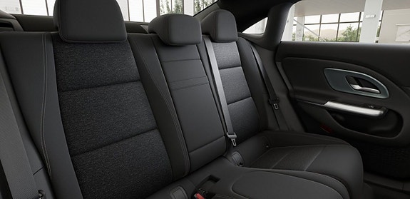 Mercedes-Benz CLA200 6 of 8