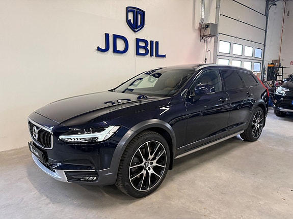Volvo V90 Cross Country