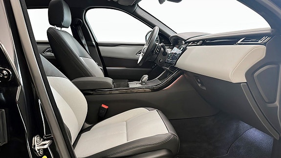 Land Rover Range Rover Velar 3 of 5
