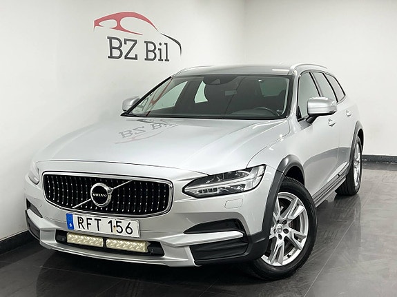 Volvo V90 Cross Country