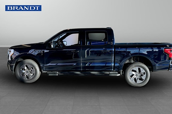 Ford F-150 3 of 9