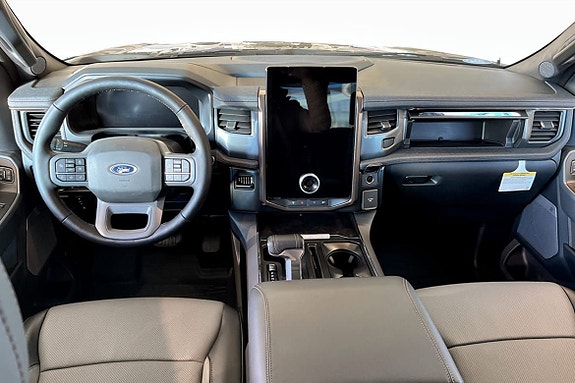Ford F-150 4 of 9