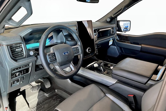 Ford F-150 5 of 9