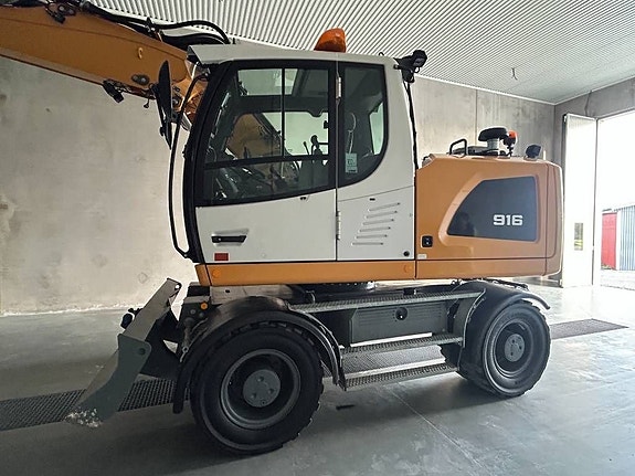 Liebherr A 916 Litronic