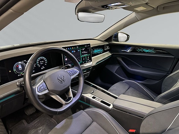 Volkswagen Passat 9 of 10