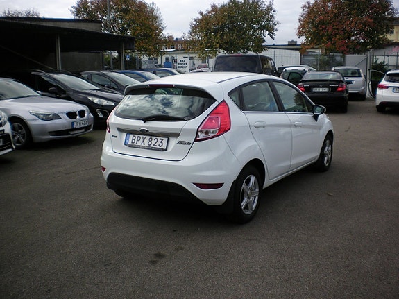 Ford Fiesta 9 of 11
