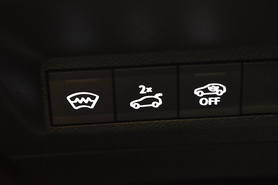 Peugeot e-3008 24 of 24